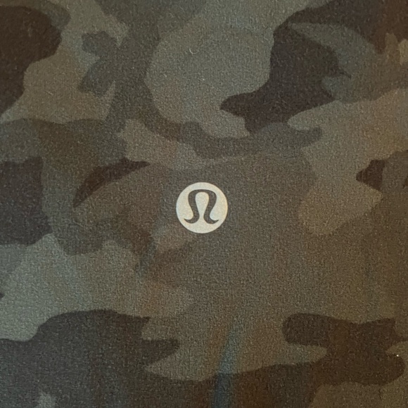 Lululemon Camo Green align leggings - Picture 3 of 3